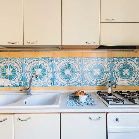 Holiday home Oro Blu Di